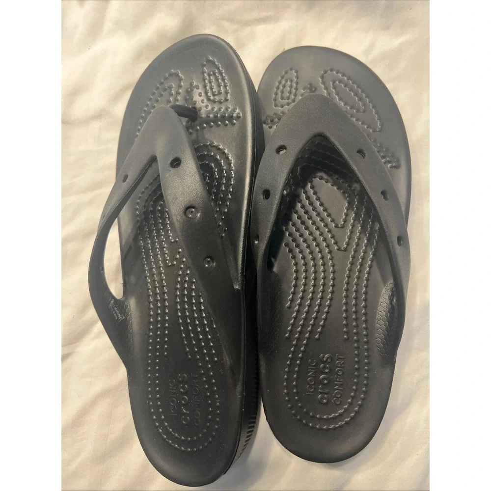 Crocs Kadee II Flip Flops Womens Size 7 Black Thong Sandals Lightweight Casual